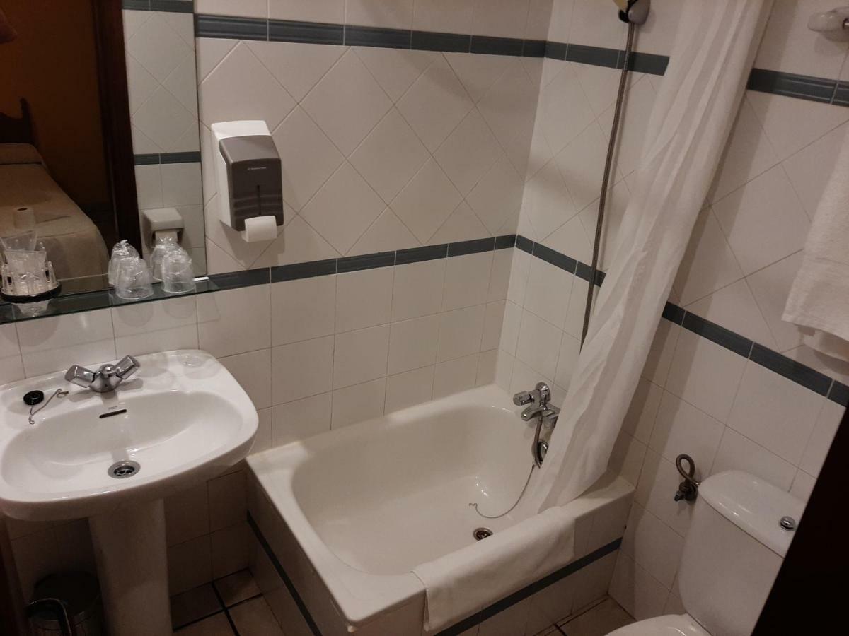 El Refugio Hotel *